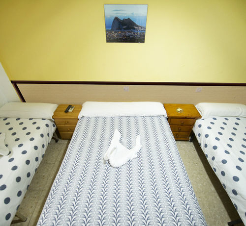La Campana Hotel *